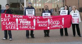 UTLA members demonstrate at Los Angeles High School
